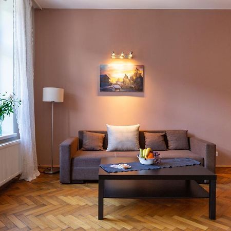 Spacious, Central & Artistic W/Brand New Bathroom! Krasków Exteriör bild